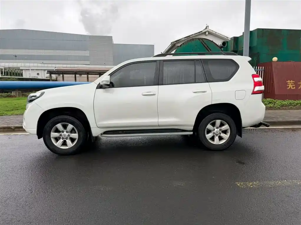 Toyota Prado 2017