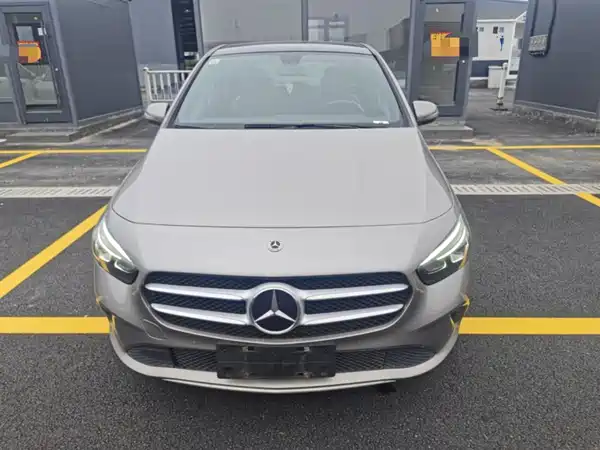 Mercedes-Benz B-Class 2021