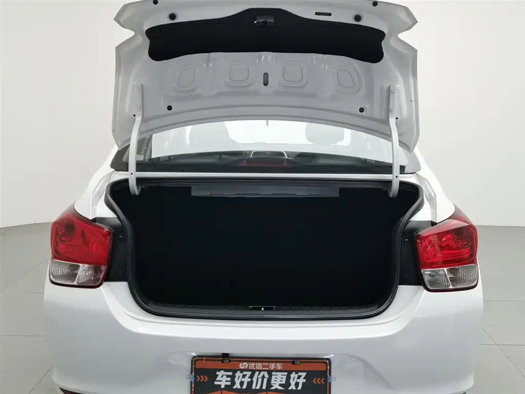 Hyundai Verna 2019 — фото 16