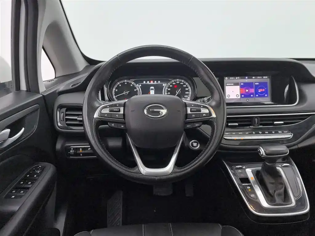 GAC Motor Trumpchi M6 2021 — фото 11