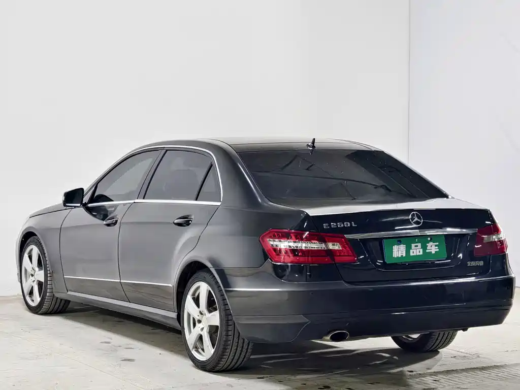 Mercedes-Benz E-Class 2013