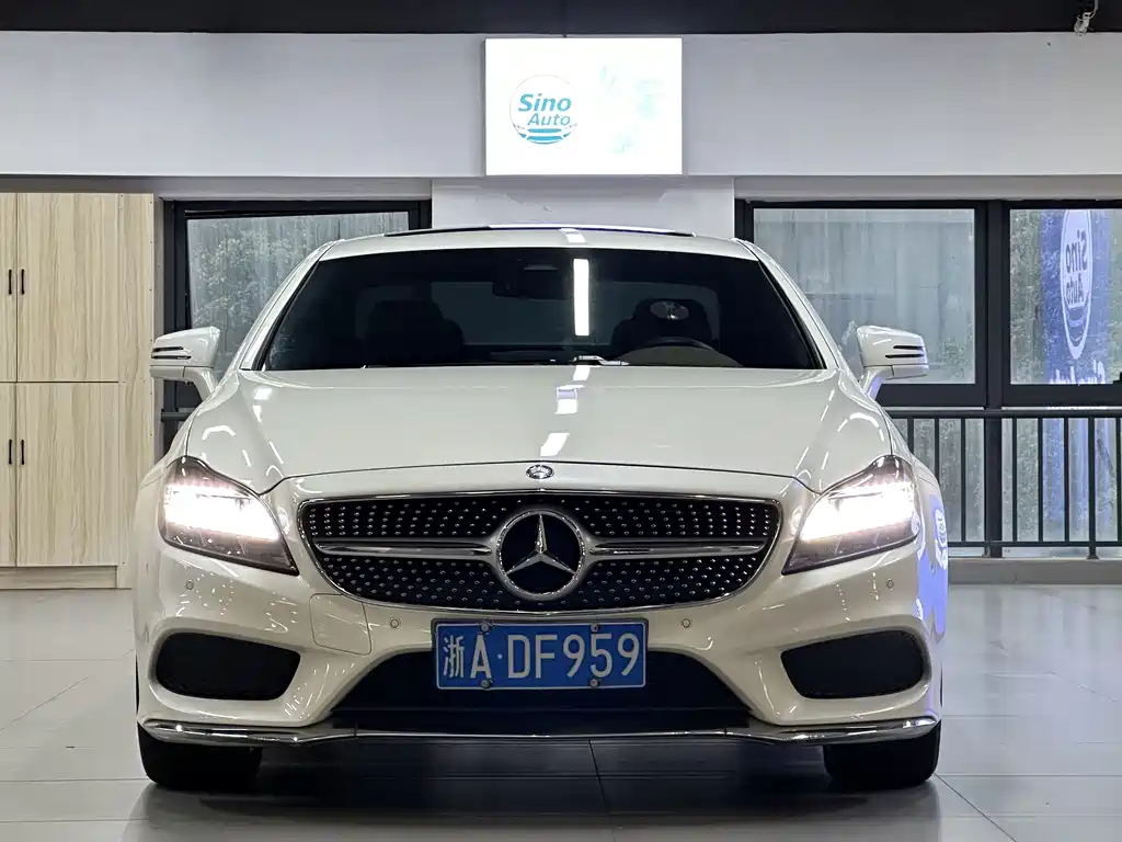 Mercedes-Benz CLS 2015 — фото 2