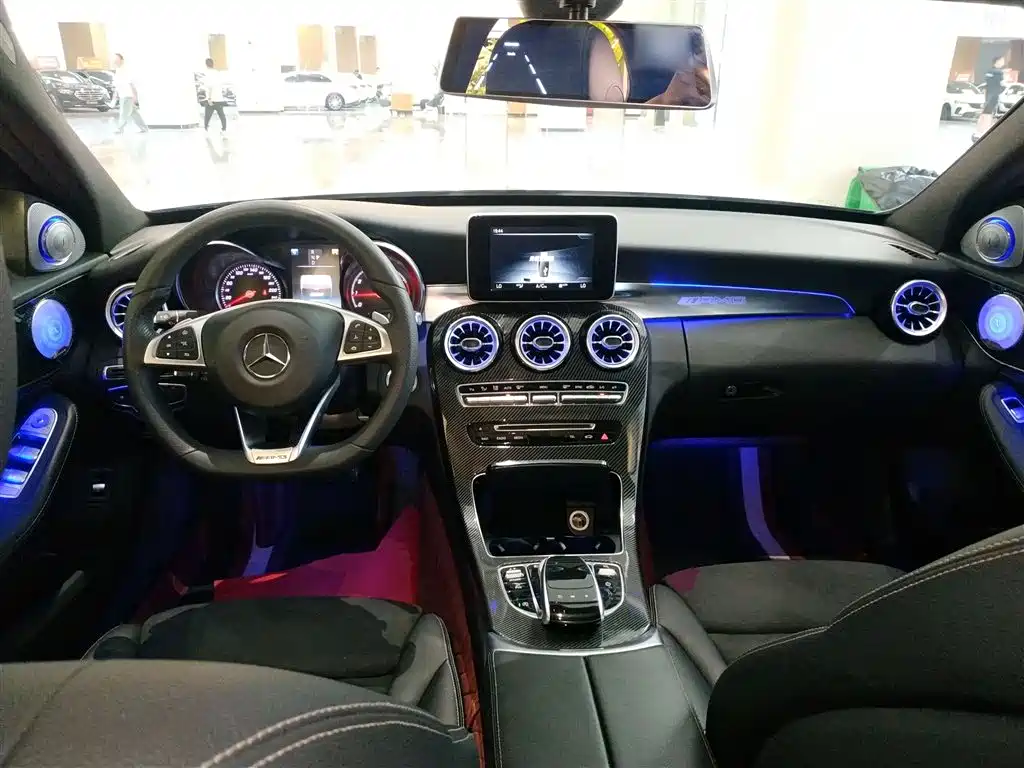 Mercedes-Benz C-Class 2017 — фото 10