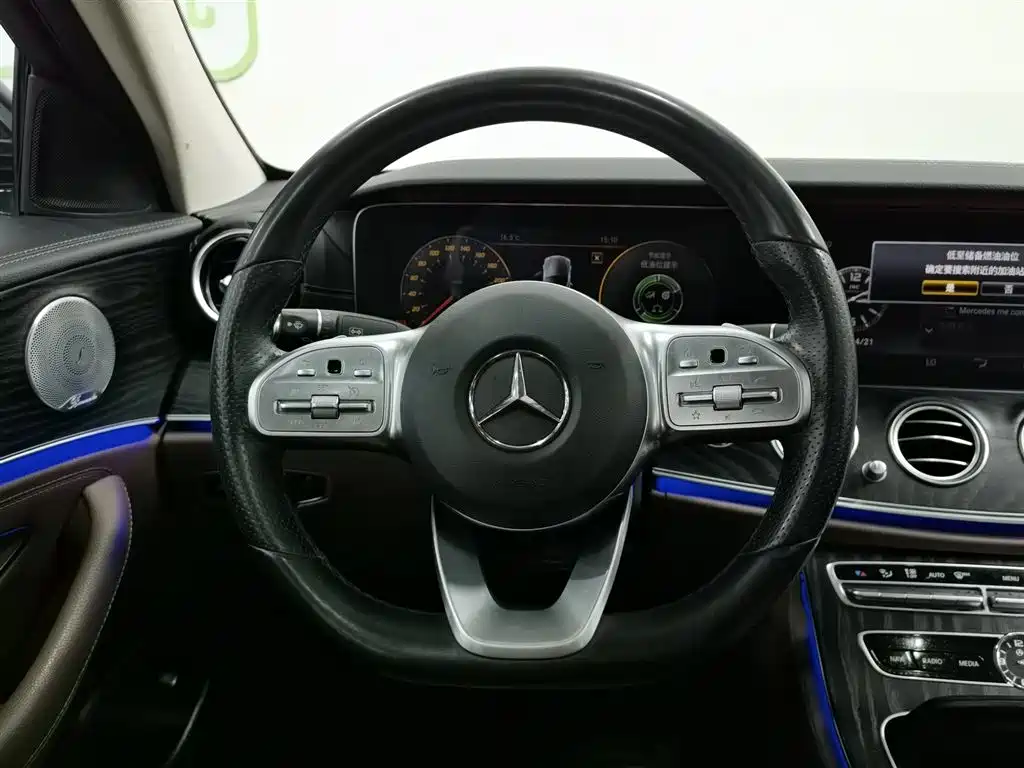 Mercedes-Benz E-Class 2020 — фото 11