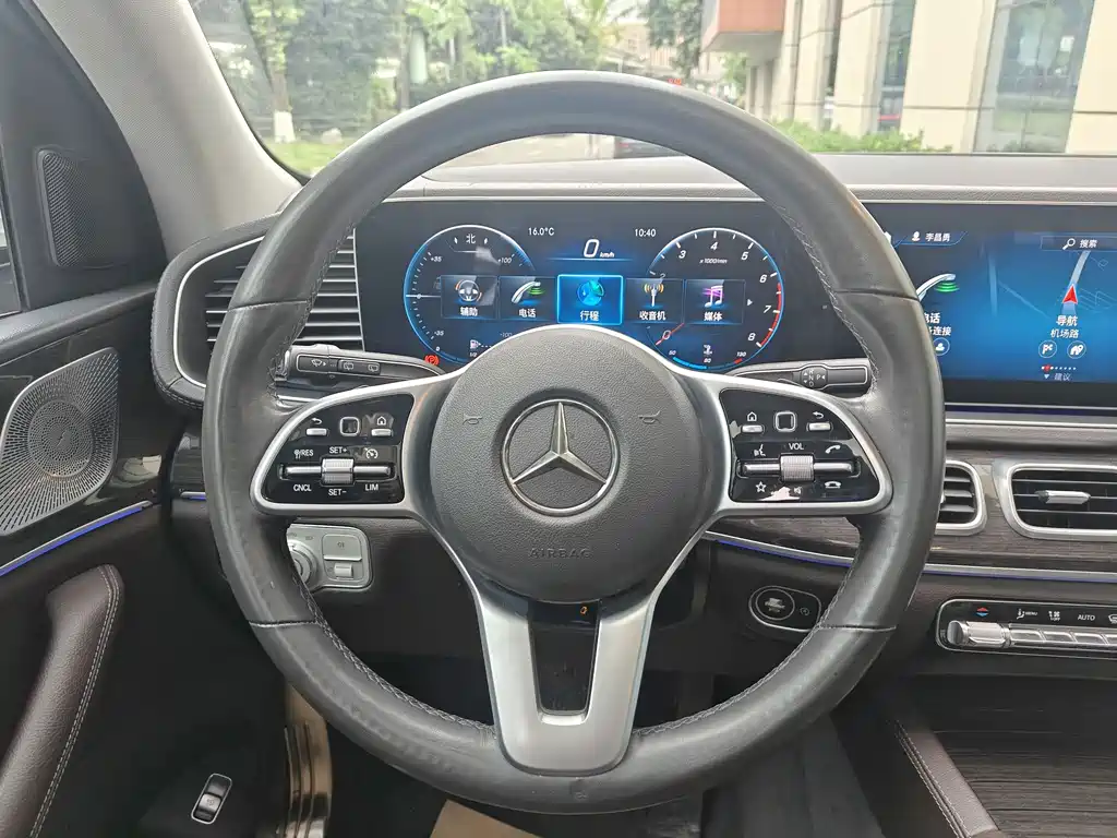 Mercedes-Benz GLE 2020 — фото 15