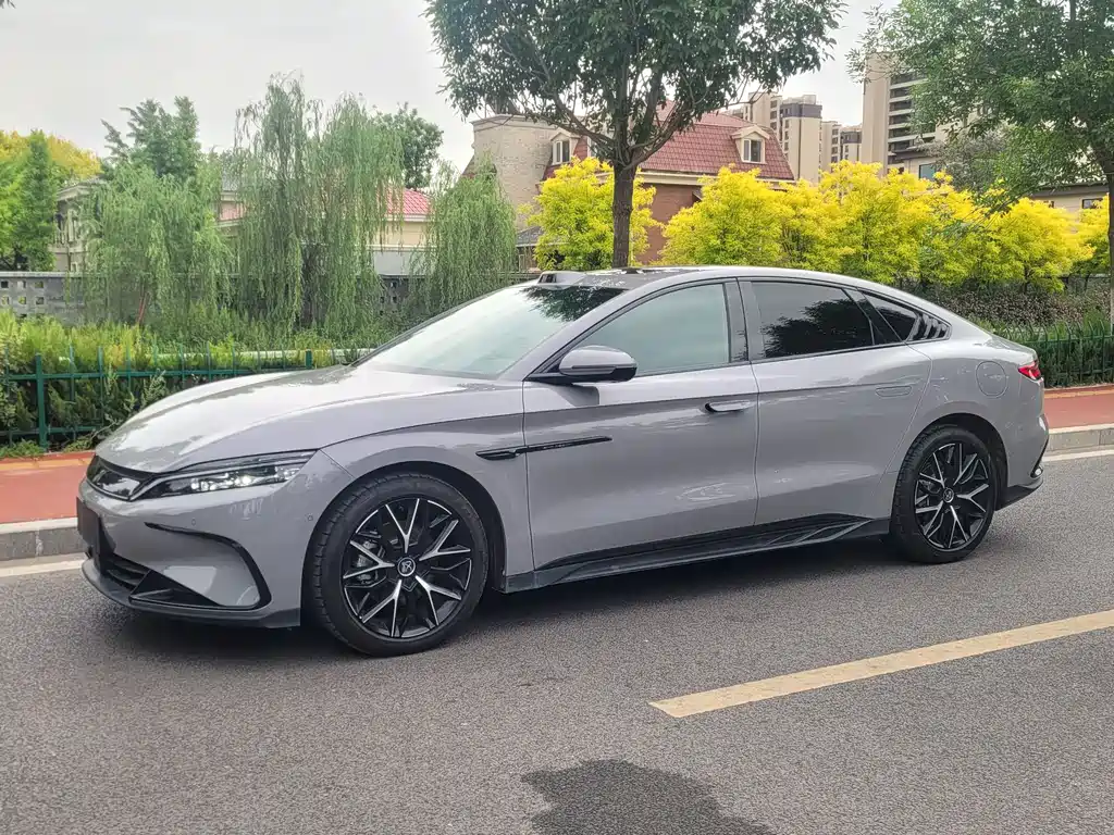 BYD Han 2025