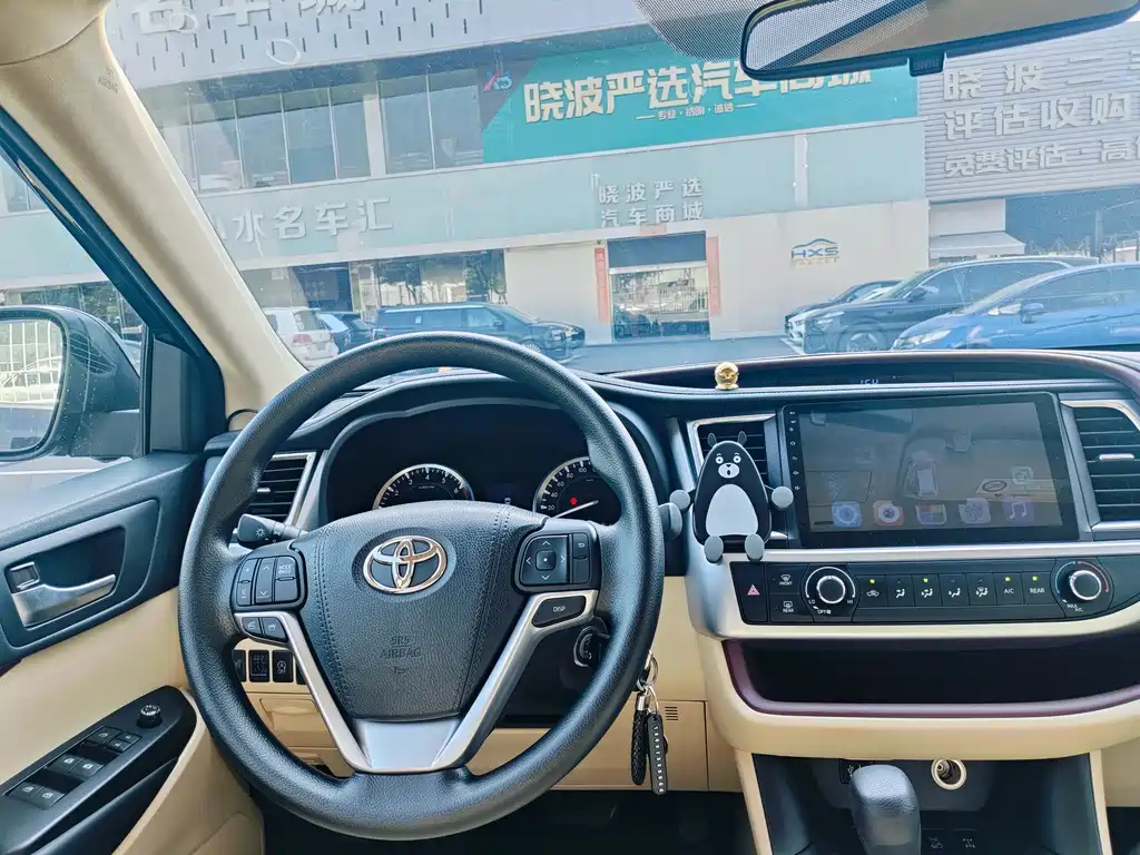 Toyota Highlander 2017 — фото 13
