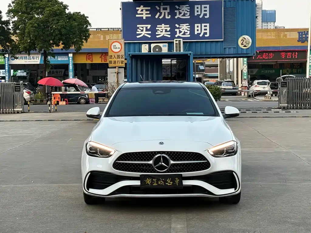 Mercedes-Benz C-Class 2025