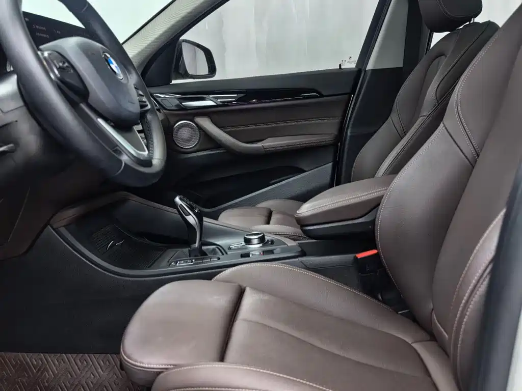 BMW X1 2022 — фото 11