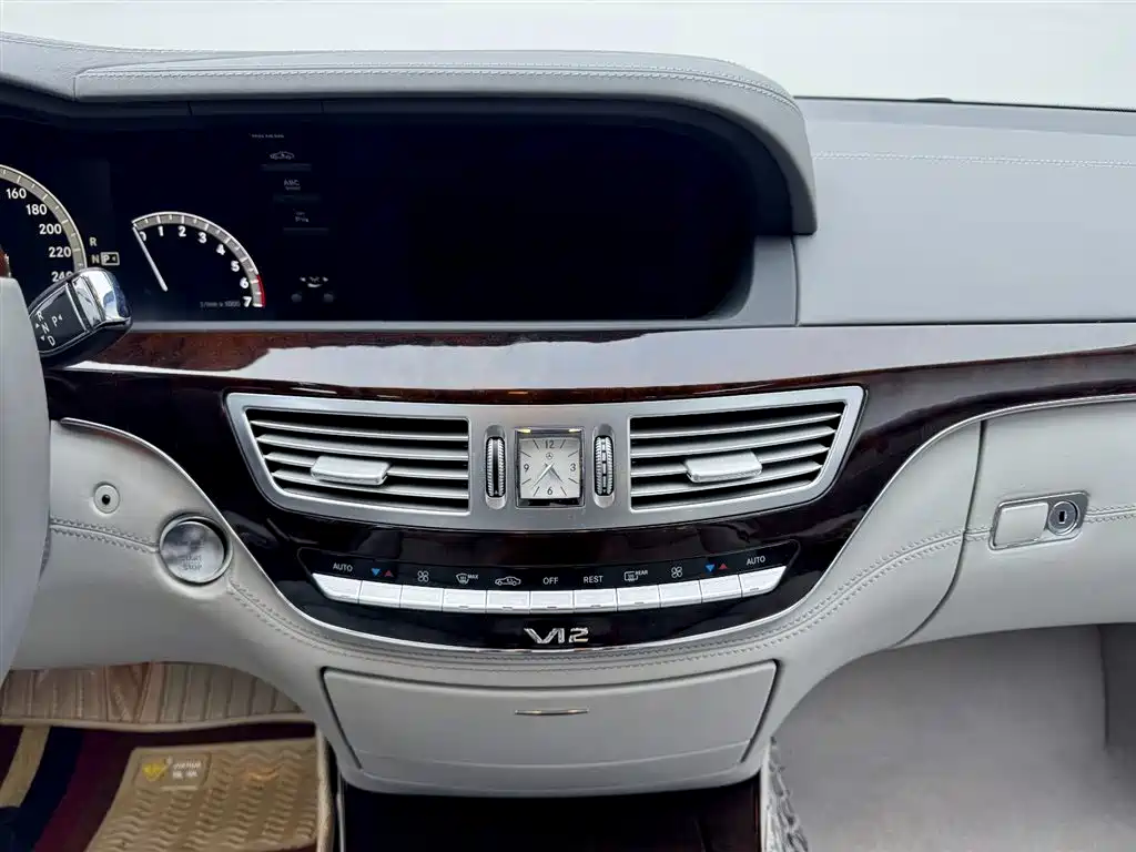 Mercedes-Benz S-Class 2011 — фото 14