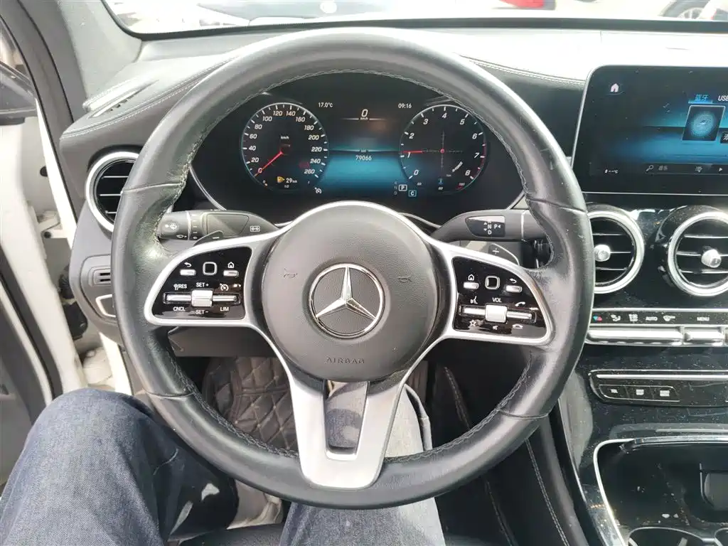 Mercedes-Benz GLC Coupe 2020 — фото 11