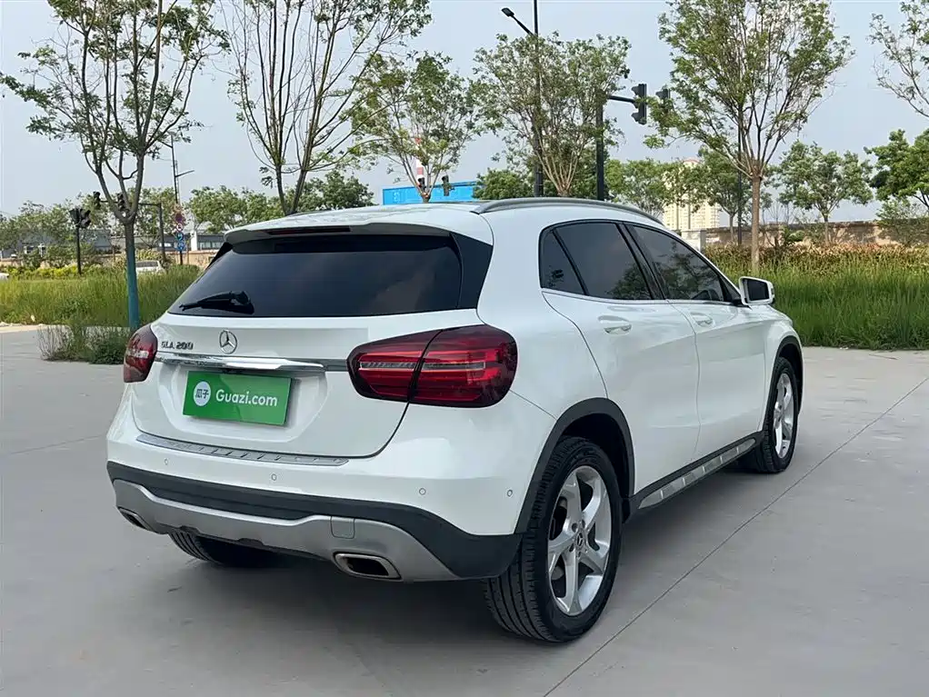 Mercedes-Benz GLA 2019 — фото 19