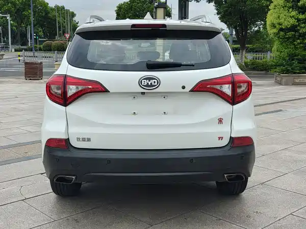 BYD Song 2016