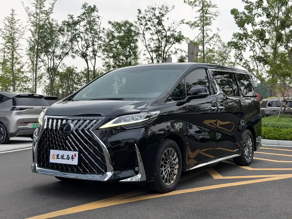 Lexus LM 2021