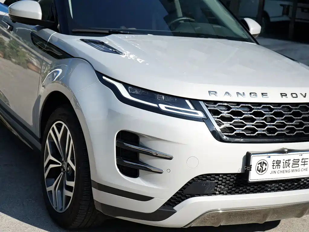 Land Rover Range Rover Evoque 2024 — фото 10