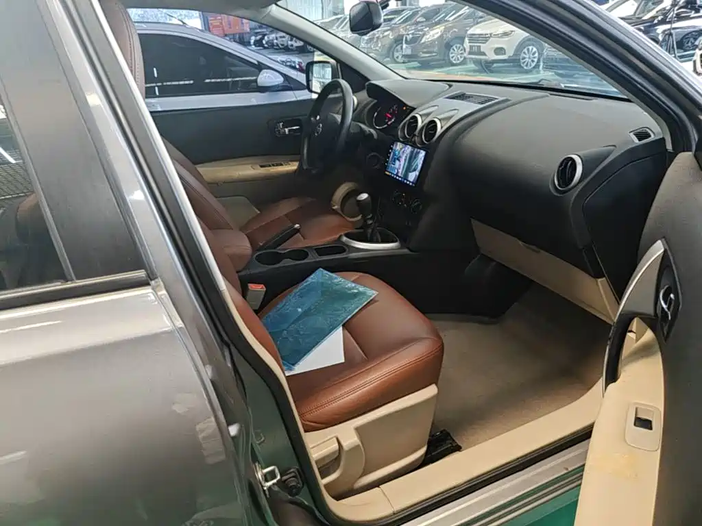 Nissan Qashqai 2015 — фото 25