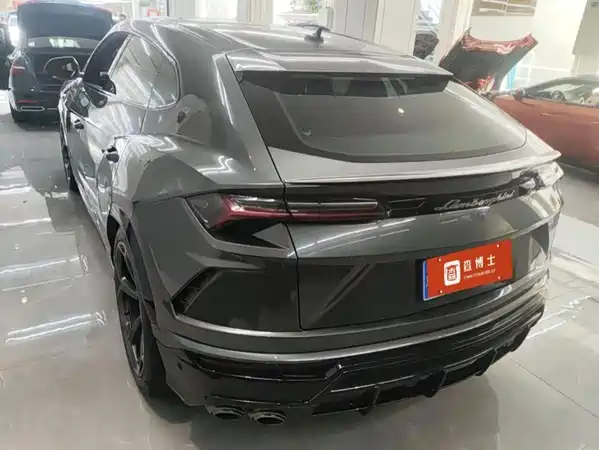 Lamborghini Urus 2018
