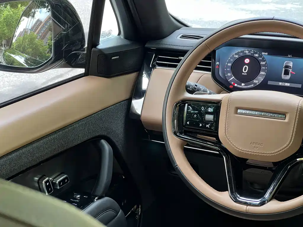 Land Rover Range Rover Sport 2025 — фото 13