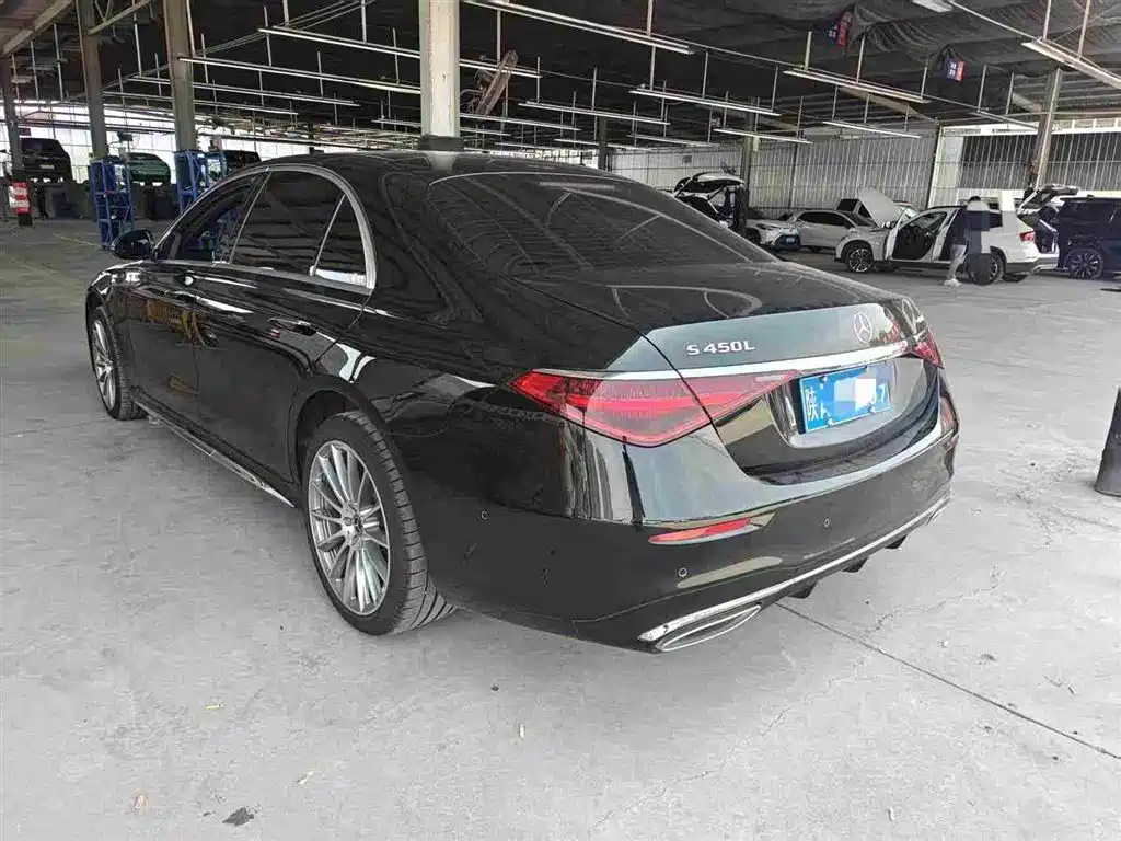 Mercedes-Benz S-Class 2022