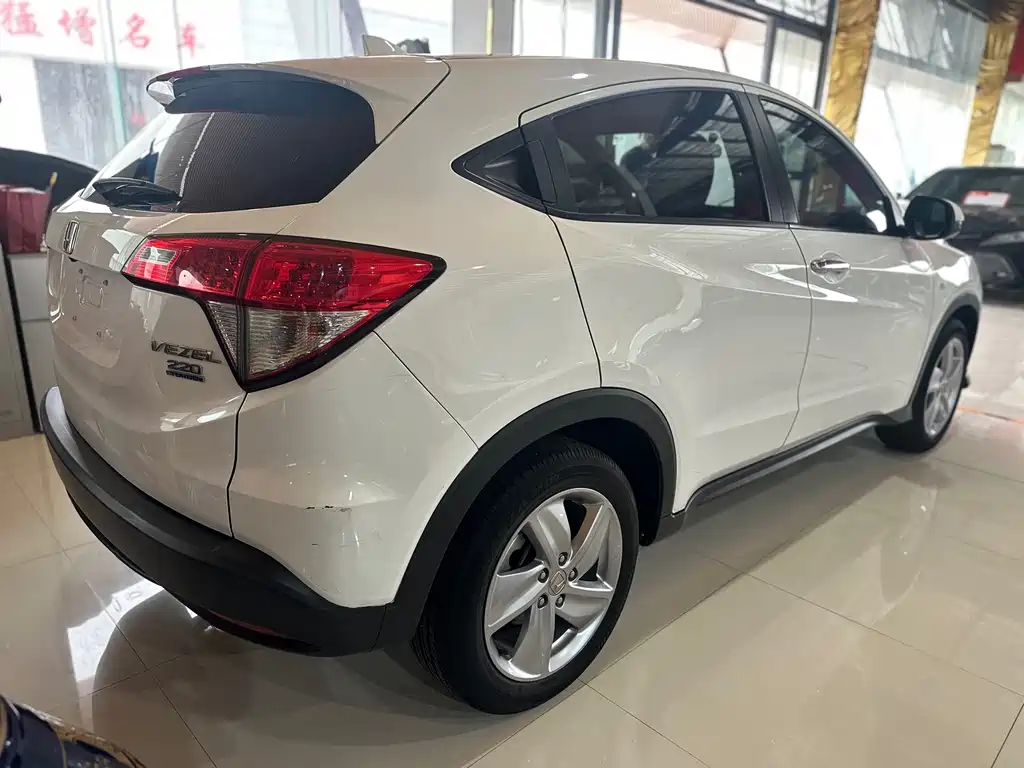 Honda Vezel 2022 — фото 4