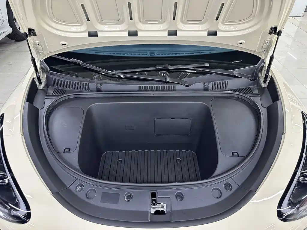 Geely Galaxy Starwish 2025 — фото 11