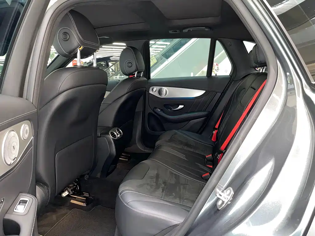 Mercedes-Benz GLC AMG 2020 — фото 23