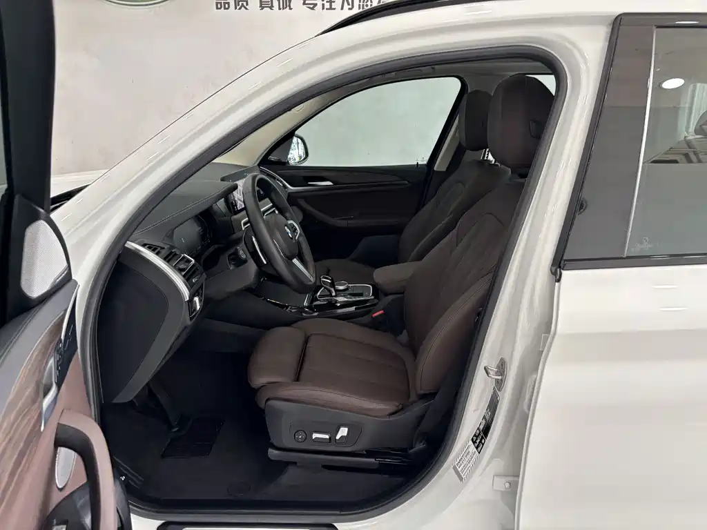 BMW X3 2022 — фото 10