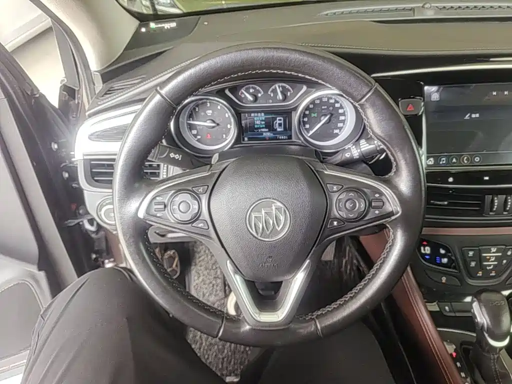 Buick Envision Plus 2020 — фото 11