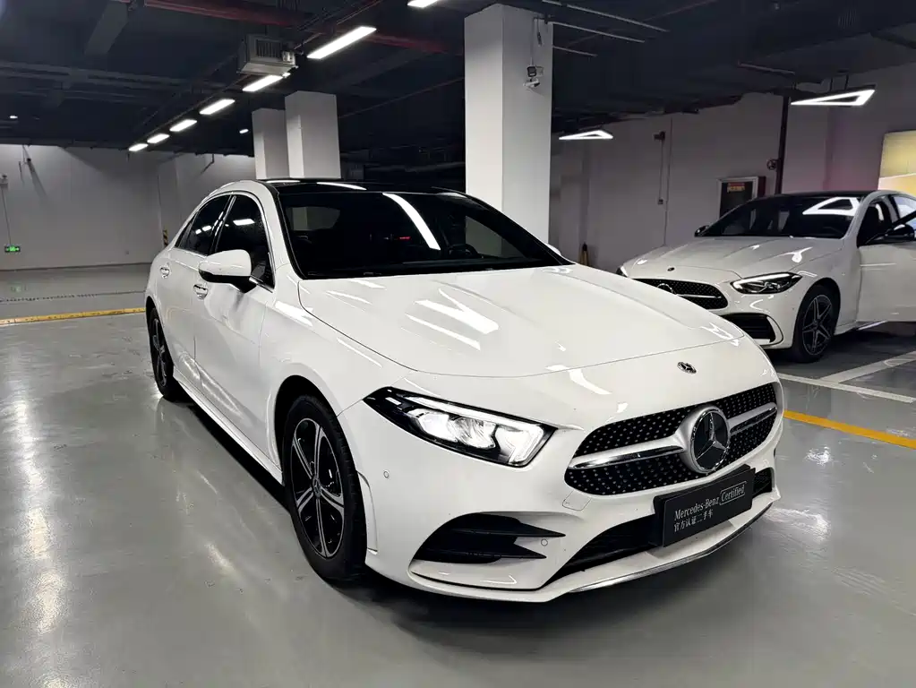Mercedes-Benz A-Class 2023 — фото 3
