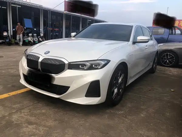 BMW i3 2022
