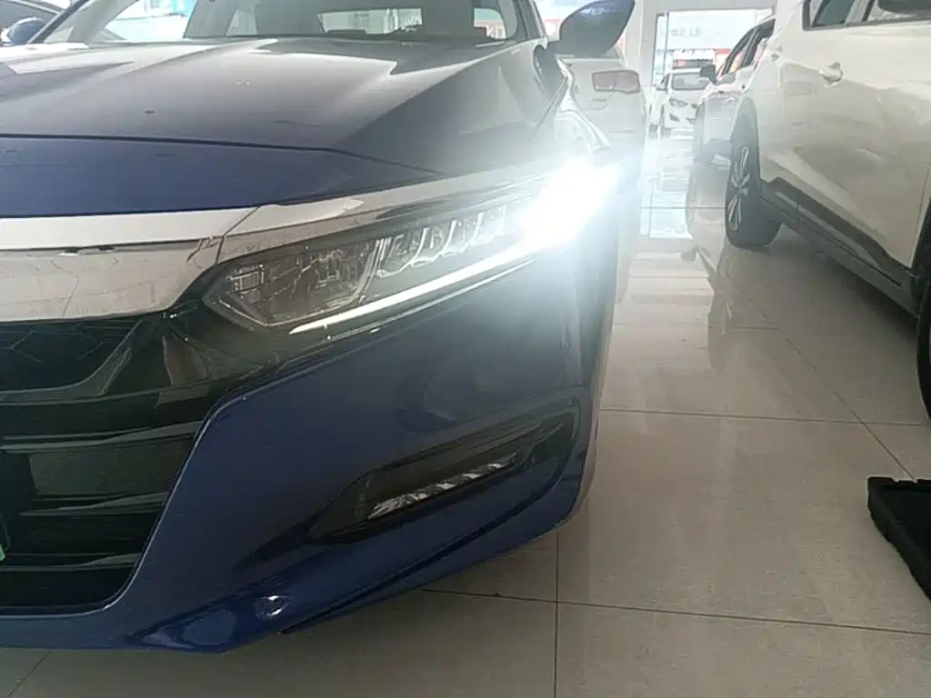 Honda Accord 2020 — фото 24