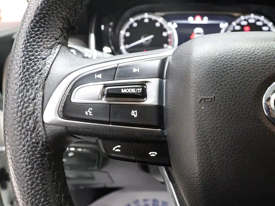 GAC Motor Trumpchi M6 2020 — фото 18