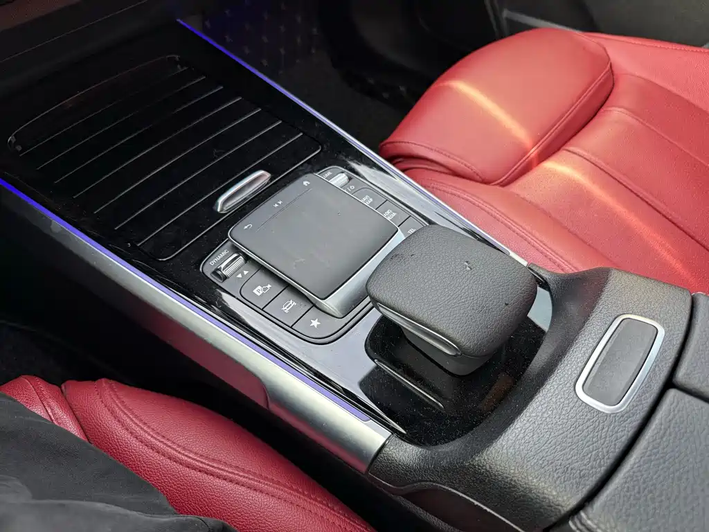Mercedes-Benz GLB 2021 — фото 10