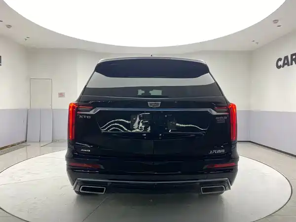 Cadillac XT6 2021