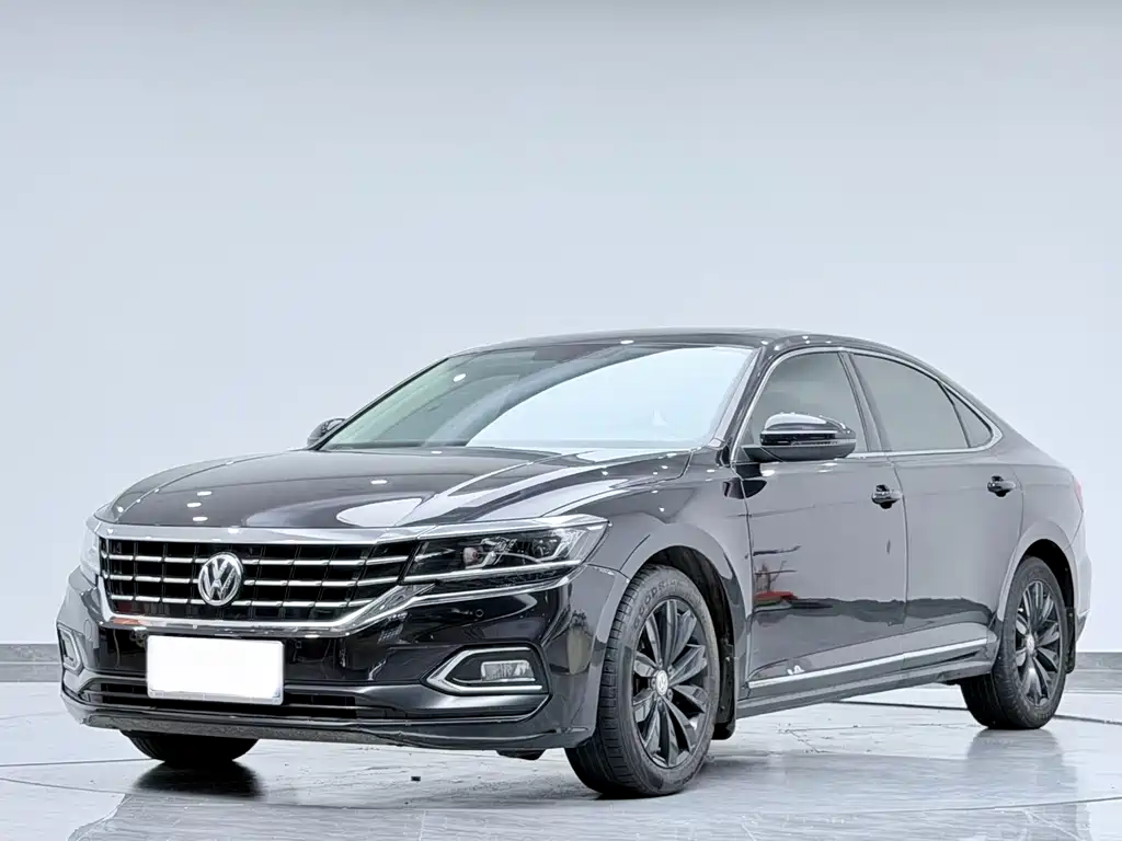 Volkswagen Passat 2020 — фото 1