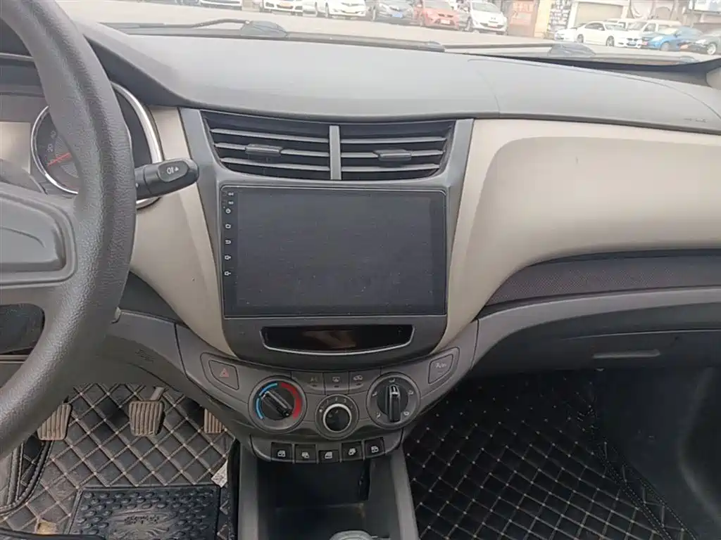 Chevrolet Sail 2015 — фото 13