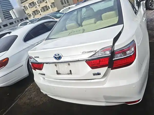 Toyota Camry 2017