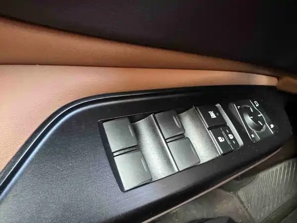 Lexus ES 2018