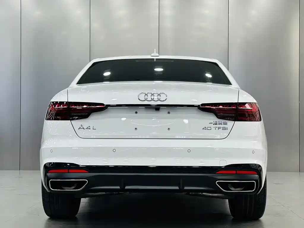 Audi A4L 2024 — фото 9