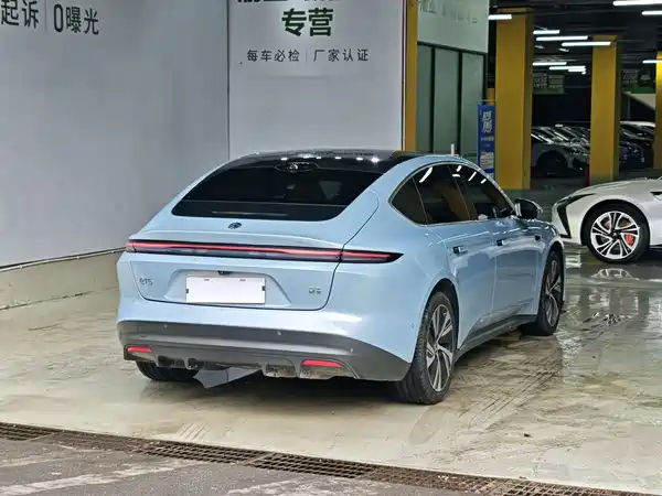 NIO ET5 2024