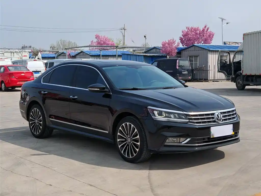Volkswagen Passat 2017 — фото 23