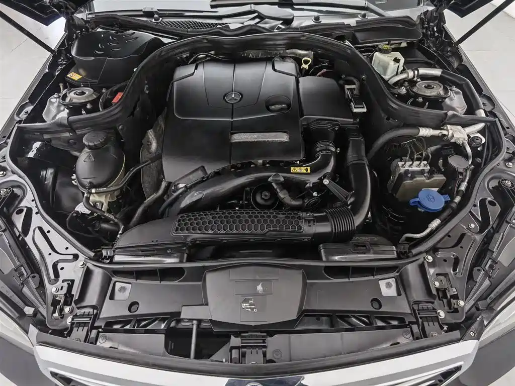 Mercedes-Benz E-Class 2015 — фото 6