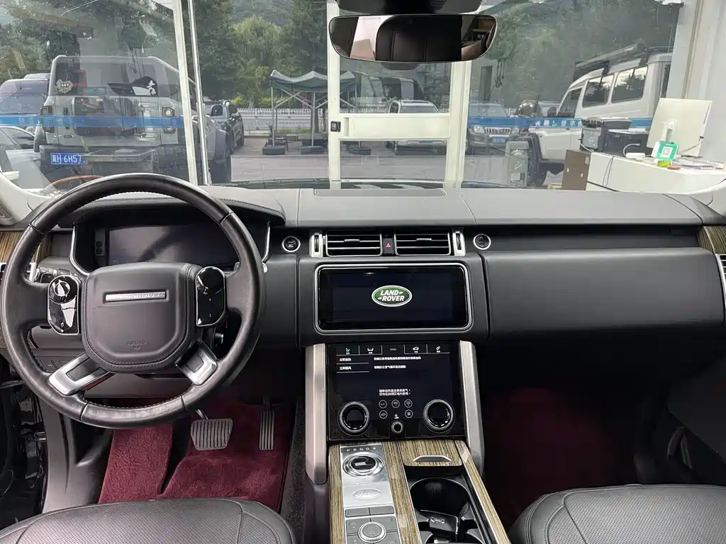 Land Rover Range Rover 2018 — фото 6