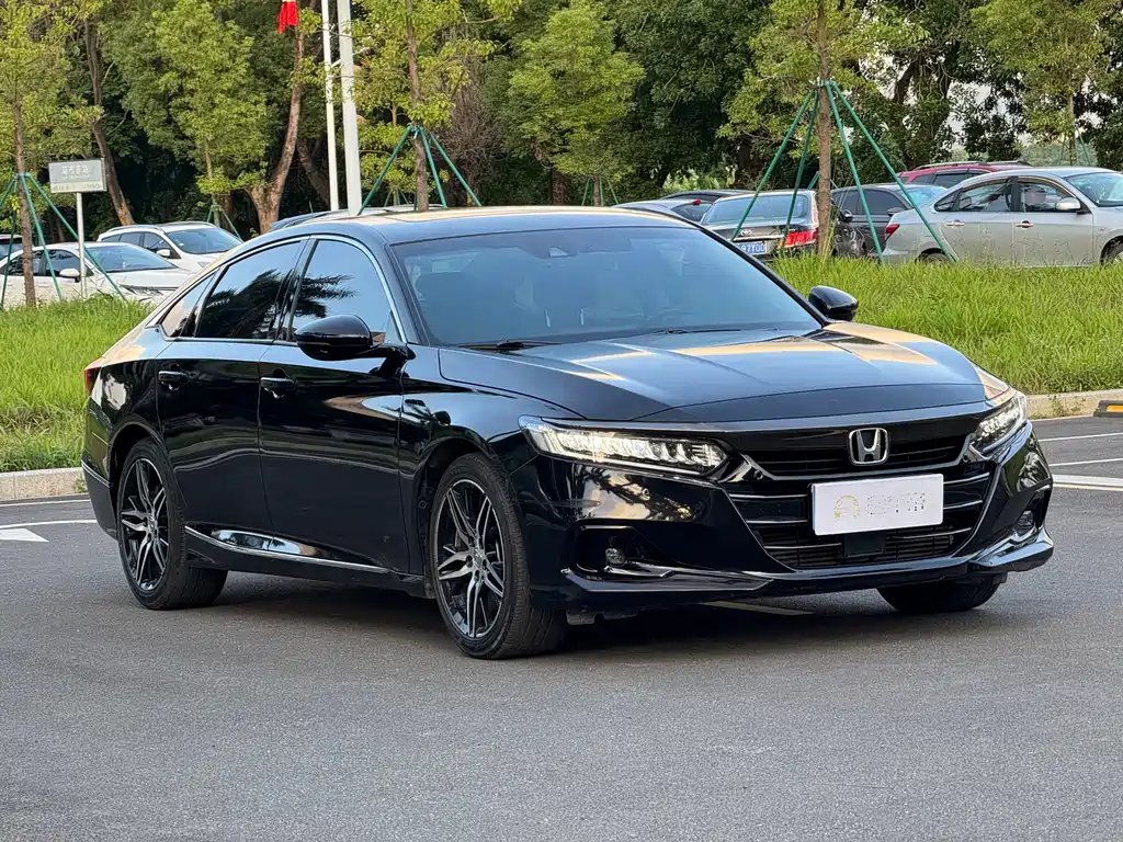 Honda Accord 2022 — фото 3