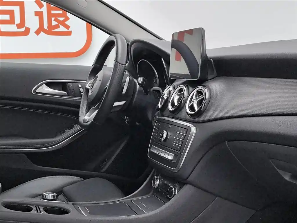 Mercedes-Benz GLA 2019 — фото 22