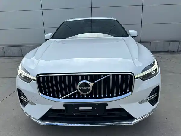 Volvo XC60 2023