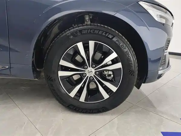 Volvo XC60 2024