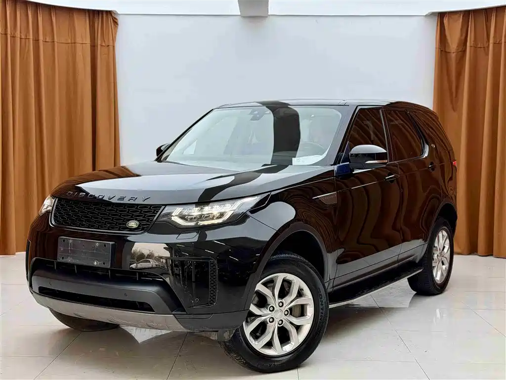Land Rover Discovery 2018 — фото 1