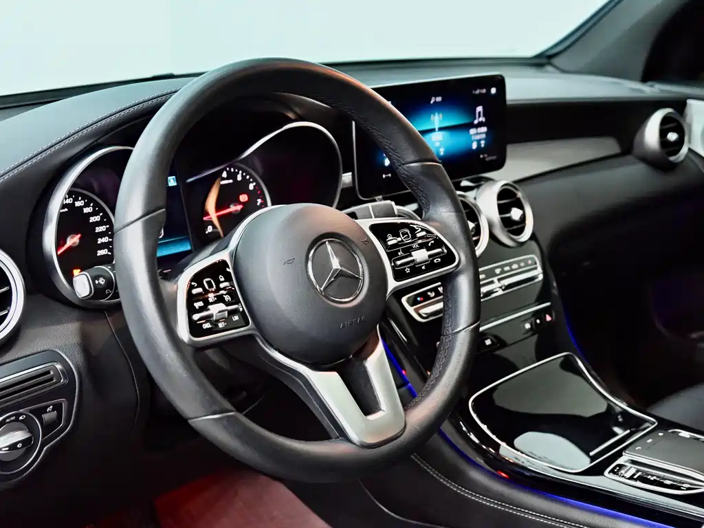 Mercedes-Benz GLC 2019 — фото 17