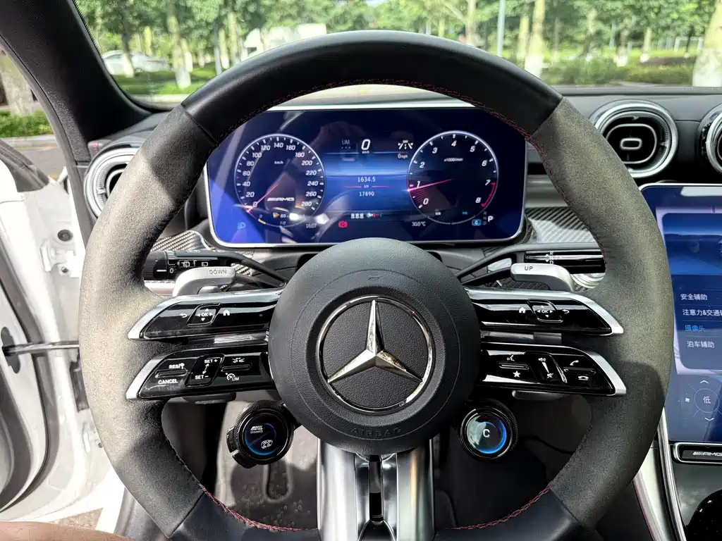 Mercedes-Benz C-Class AMG 2024 — фото 13